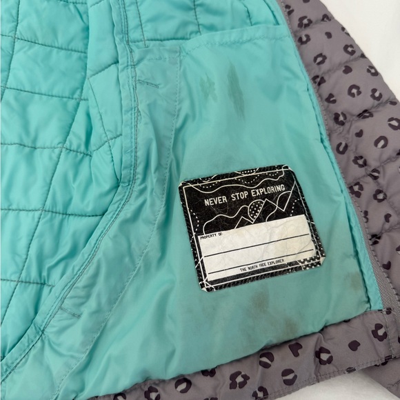 The North Face leopard Patterned Jacket - Picture 8 of 9